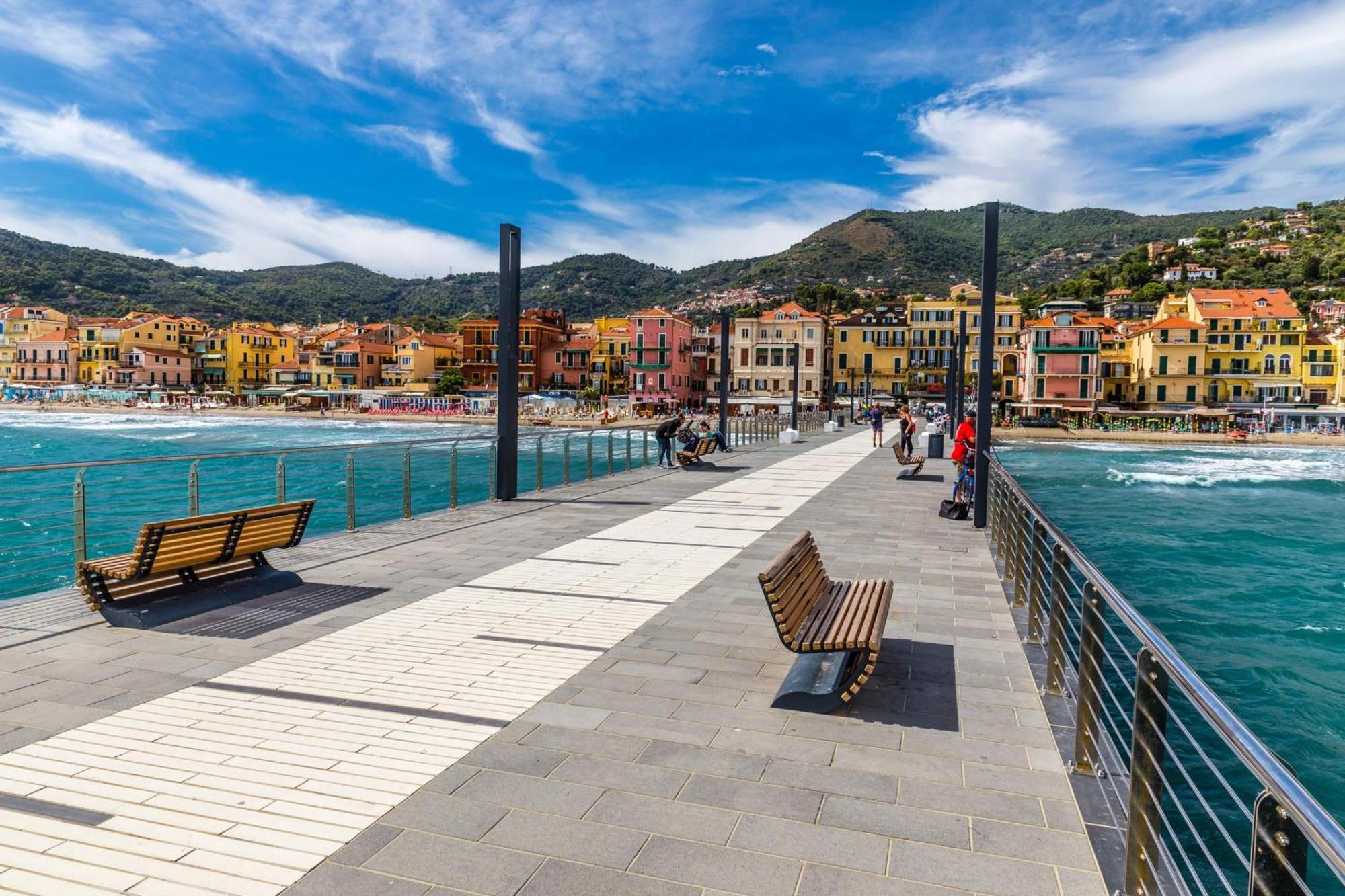 Bluemind Apartment 500M From Sea - Happy Rentals Alassio Eksteriør billede